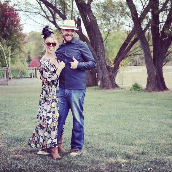 Meet your Posher, Jennifer - Picture 2 of 4